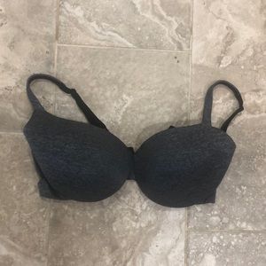 Cacique Lightly Line T-Shirt‎ Bra Size 44DDD